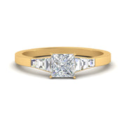 princess-cut-diamond-ring-with-tapered-baguettes-in-FD10590PRRANGLE3-NL-YG
